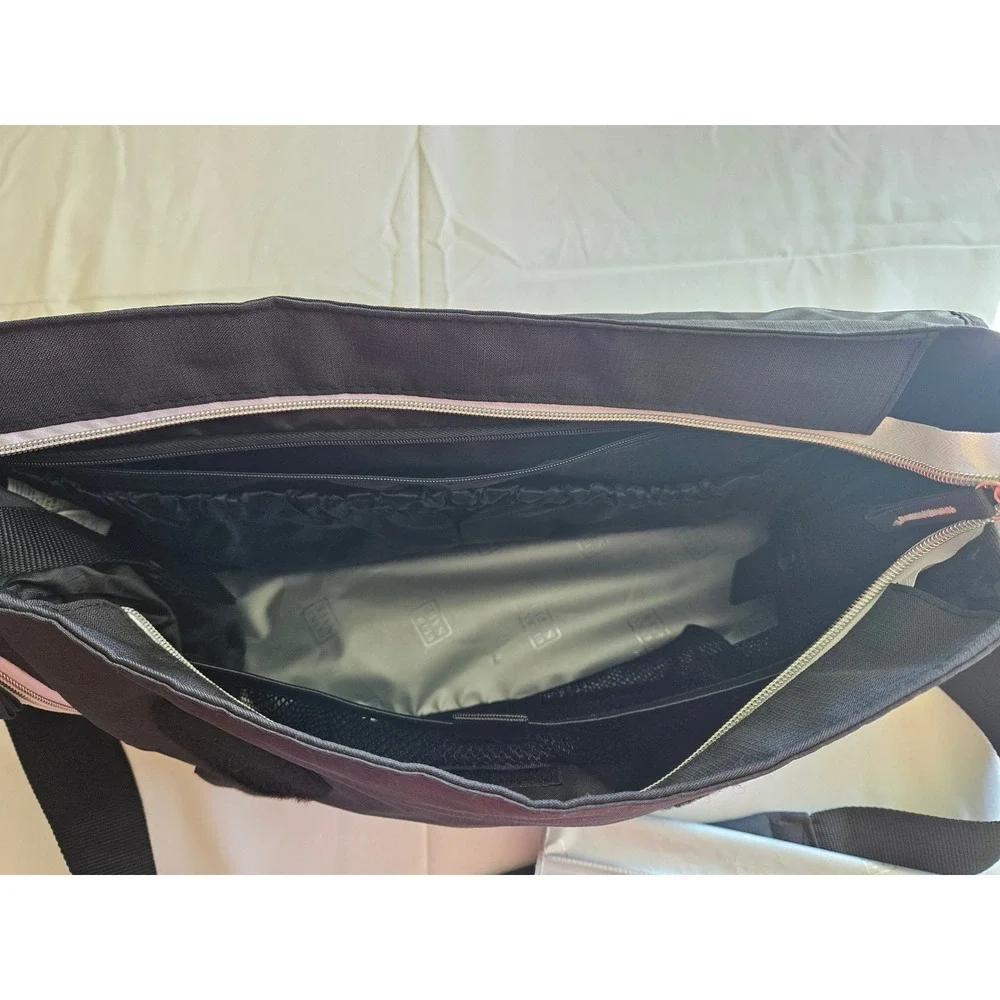 Columbia Diaper Bag Adjustable Strap Durable‎ Nylon Travel